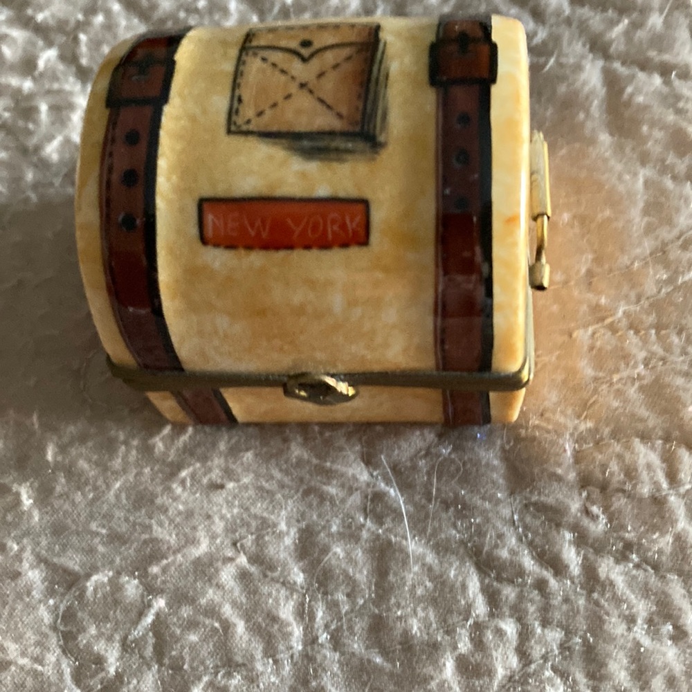 Limoges box,  trunk suitcase vintage
